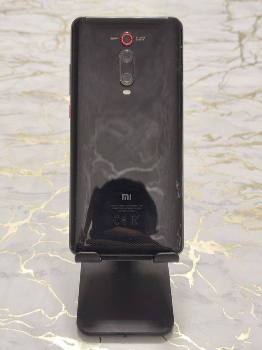 Продам обменяю Xiaomi Mi 9T