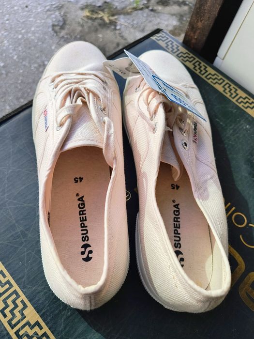 НоВИ 2 чифта 45 номер SUPERGA