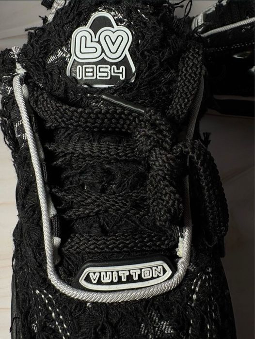 Louis Vuitton Skate V2