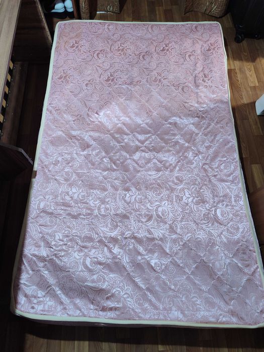 Б/у кровать 160×200 с матрасом