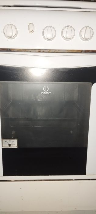 Газовая плита Indesit