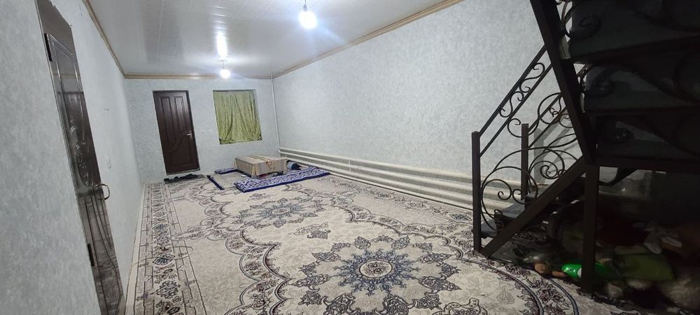 Uy sotiladi 1,70 sotix