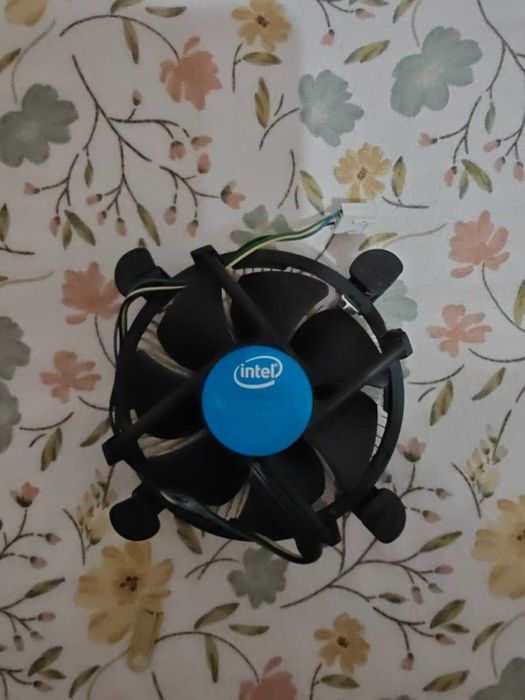 Процесор Intel Core i7-6700