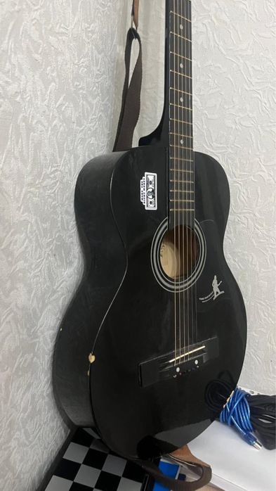 Гитара, Ronnie vood