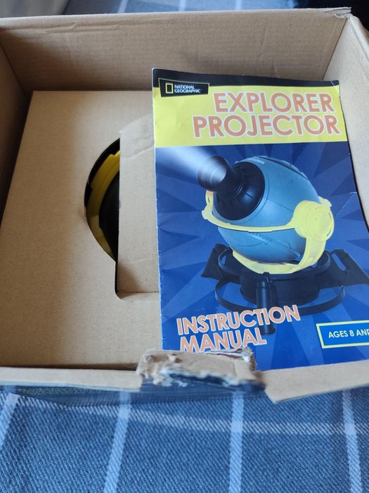 Проектор-изследовател National Geographic Океан и Космос