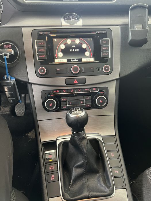 VW Passat B7 2012г 1.6TDi CAY