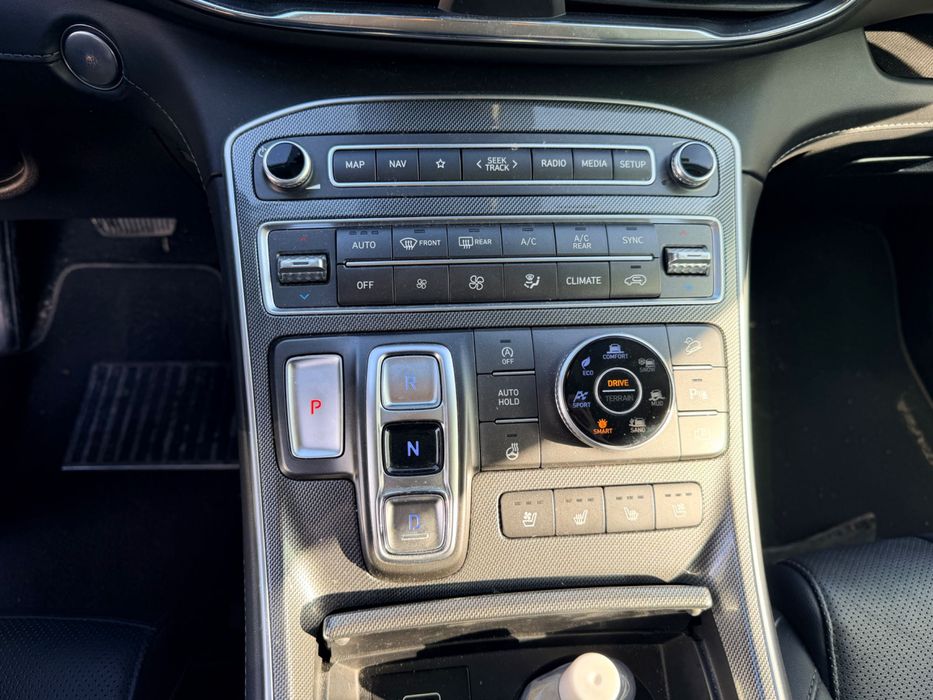 Hyundai Santa Fe 4 (TM) 2.2 CRDI HTRAC двигател D4HE 193 кс. автоматик 8-ст. 7 местен 69000 км. 2023 г Хюндай Санта Фе 4 2.2 ЦРДИ engine D4HE