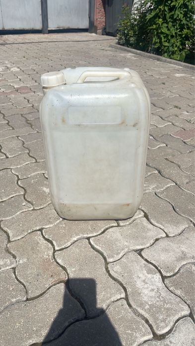 Канистра пластиковая