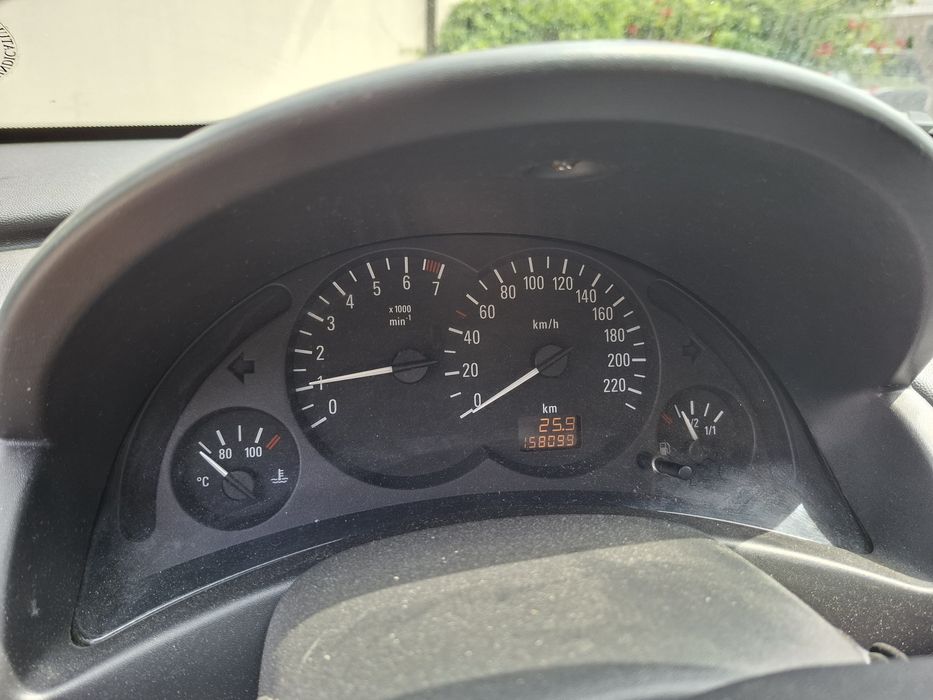 Opel Corsa C  , benzina motor 1.4