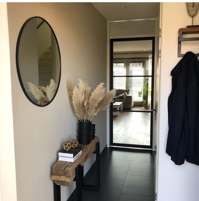 Интериорна врата