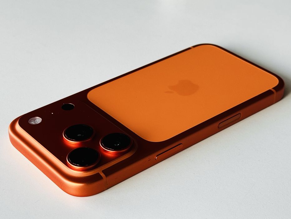 Iphone 17 Pro Max 512GB Orange 100% Батерия! Гаранция 6 месеца