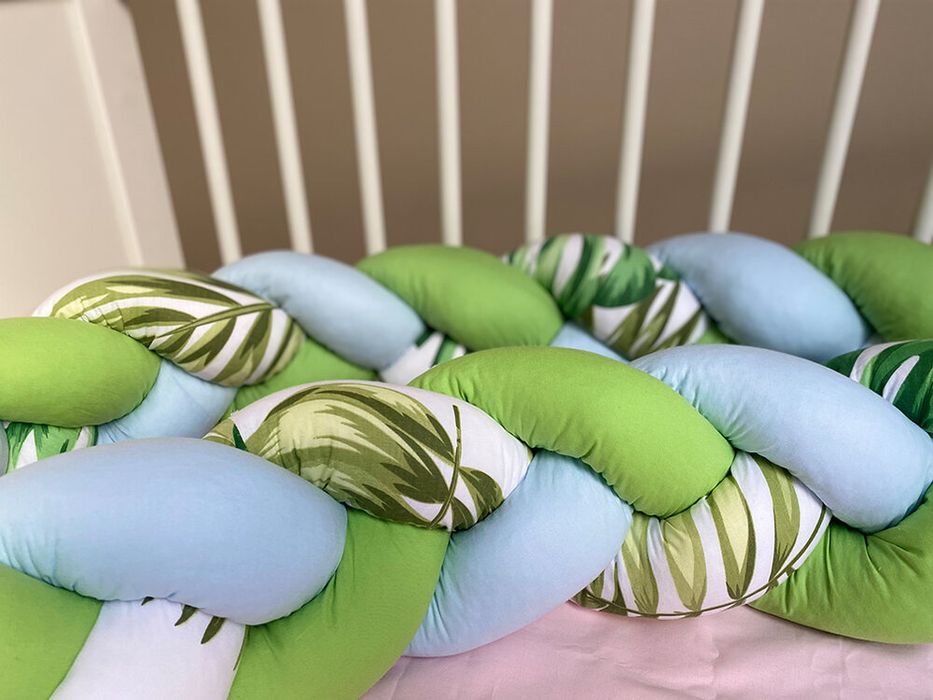 Обиколници за бебешко креватче