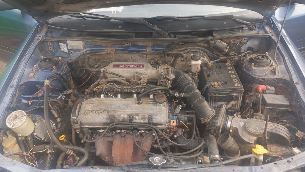 Продам машину Мазду