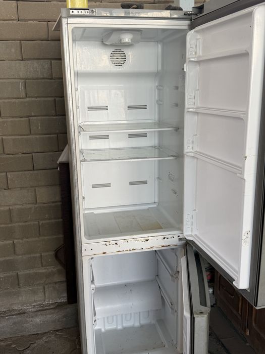 Продам холодильник