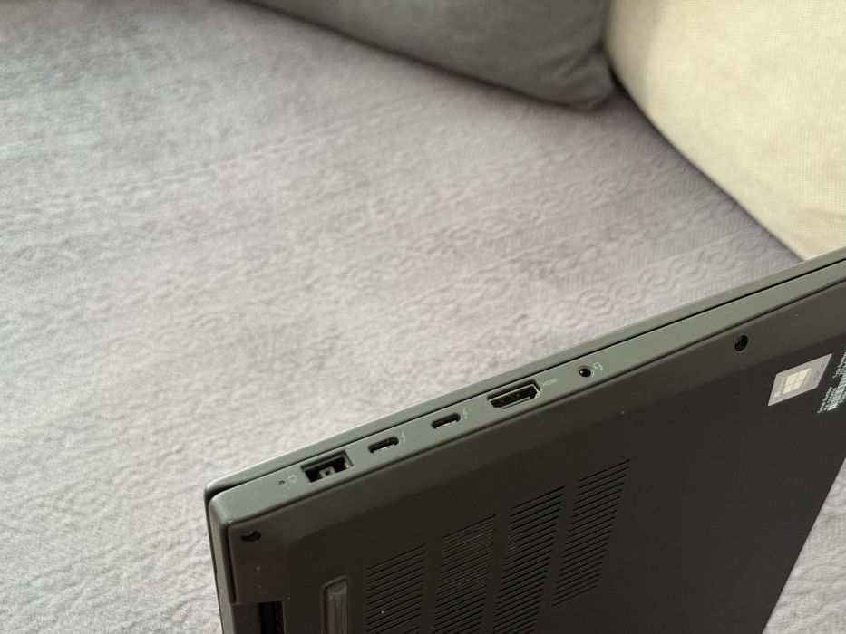 16’QHD+ IPS 600nits/i7-11850H/Thinkpad P1 Gen 4/RTX A2000/32B DDR4/512