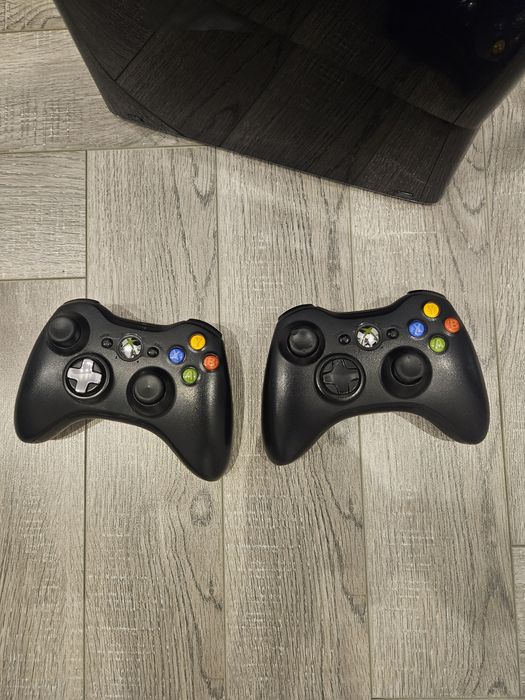 Xbox 360 s (Прошитый  freestyle)