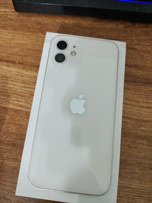 iPhone 12 64GB White