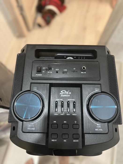 колонка Sing-e (party speaker)