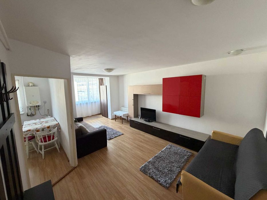 Inchiriez ap 40 mp cu parcare, zona Kik Cetatii