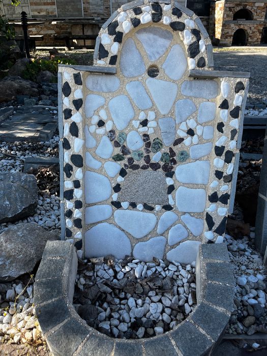 Градински декоративни чешми