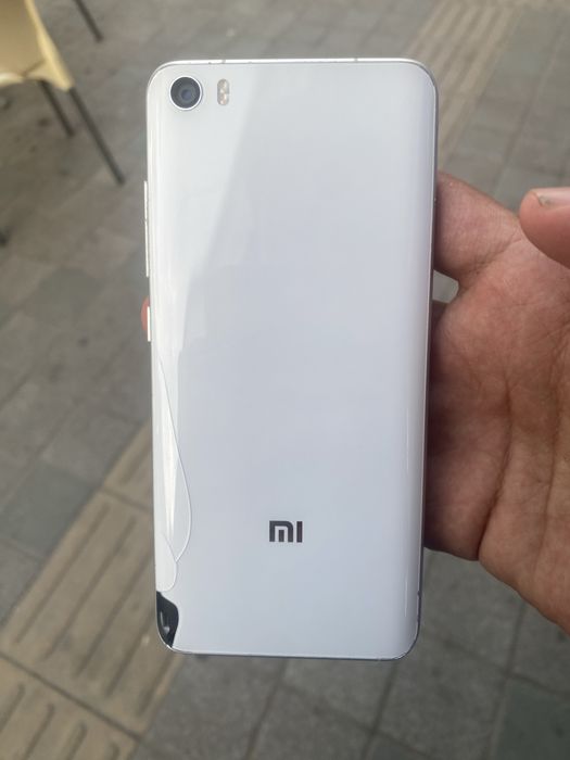 Redmi 3 sotiladi