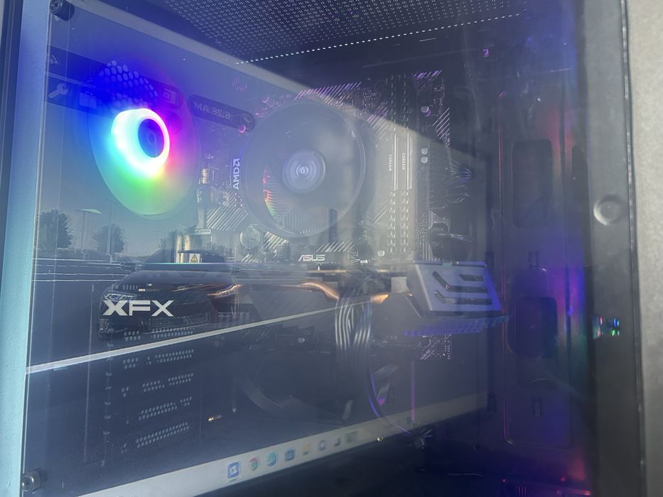 Vand pc pret negotiabil