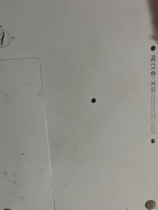 macbook pro a1181 in stare. buna,perfect functional de colectie