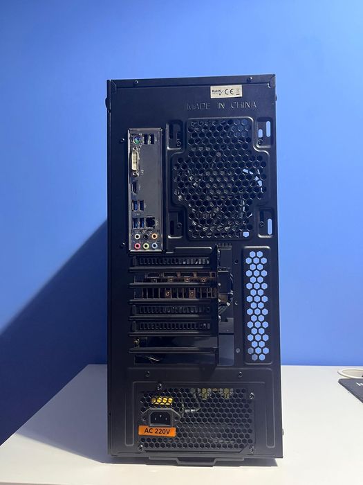 PC Gaming / RTX 4060 / i7 / 1.25TB