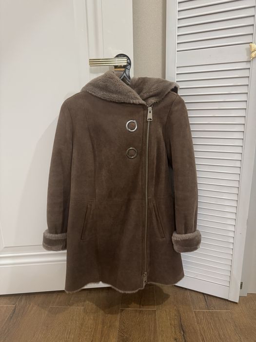 Продам дубленку Mondial