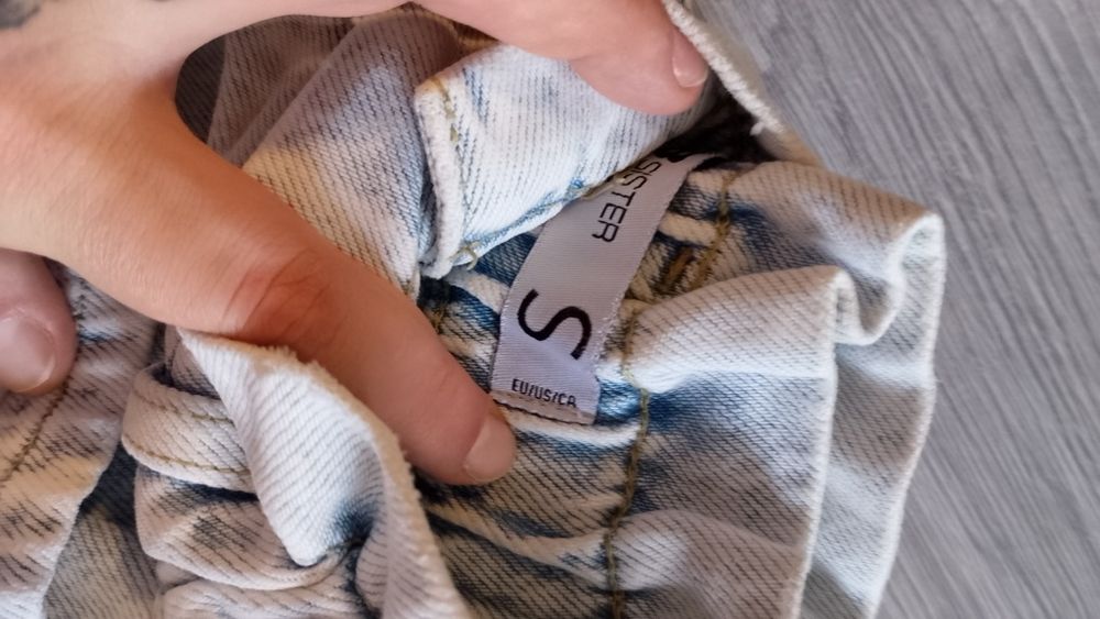 Blugi mom fit New Yorker mărimea S