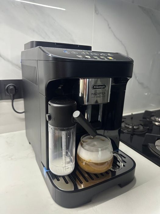 Автоматическая Кофемашина Delonghi