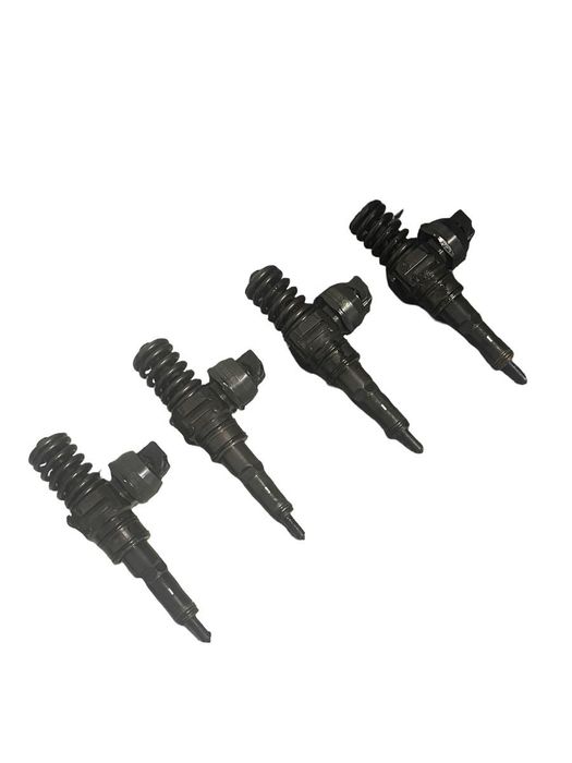 Set Injectoare Combustibil Volkswagen Golf V 1K1 2003 - 2009 1.9 Tdi Bxe 038130073Ag