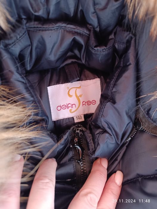 Зимний пуховик на девочку