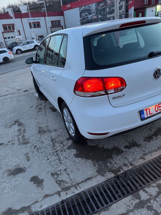 Vând Volkswagen Golf 6