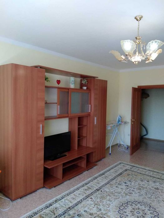 квартира в центре (площадь Исатая- Махамбета)