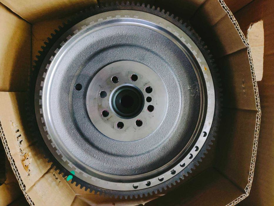 Нов Комплект съединител VALEO 835076  Опел Корса Д