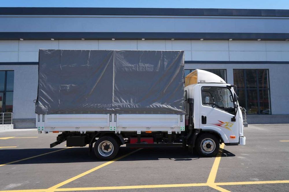 Tentli bortli yuk mashinasi FAW Tiger VR