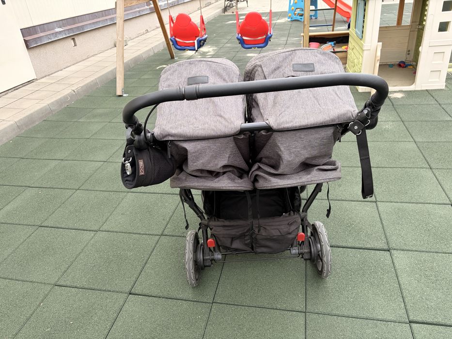 Количка за близнаци mautain buggy