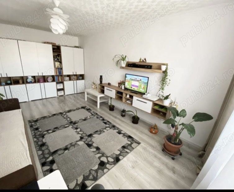 Proprietar 3 cam, 2 bai, et3  Florilor-Craiter