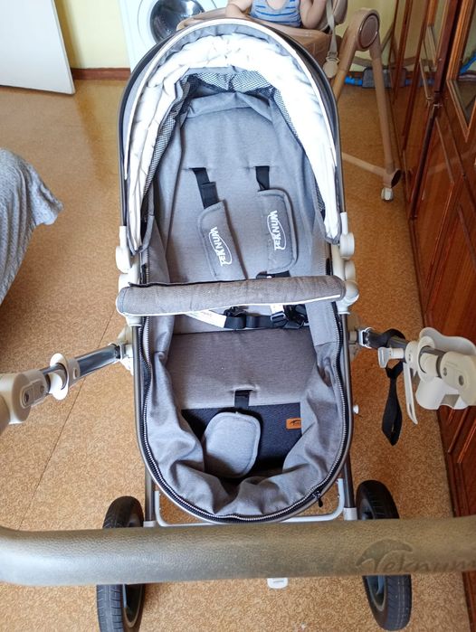 Детская коляска.