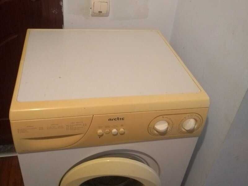 Berceni, proprietar, garsoniera la 5 min. metrou Dimitrie Leonida