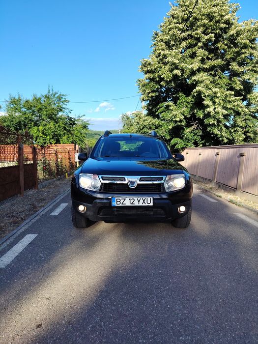 DACIA Duster 2012
