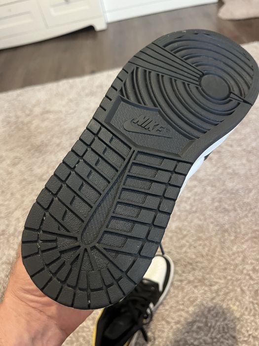 Nike Air Jordan 1 Mid White Pollen-оригинални мъжки маратонки