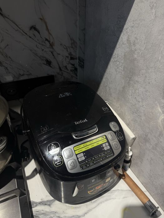 Мультиварка самой последней модели,очень классная