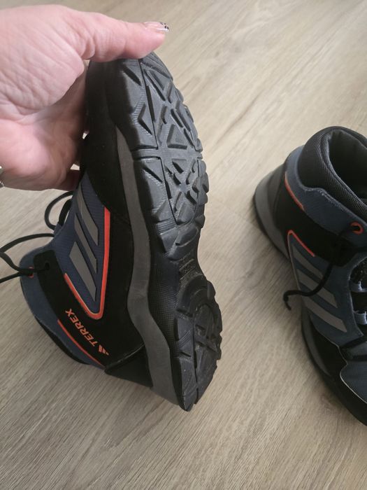 Кецове Adidas terrex