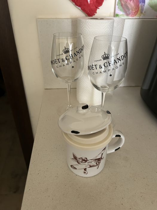 Винтидж порцелавова чаша с капак 250-280 мл.нова