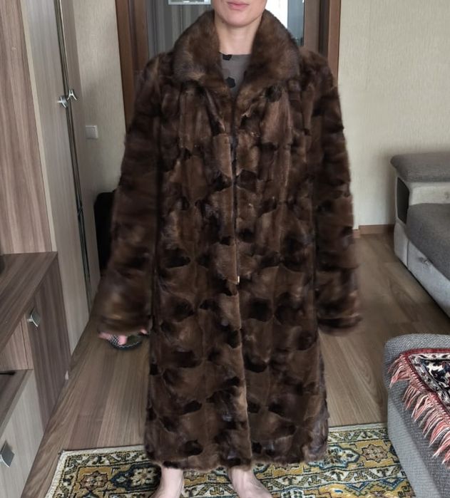 Продам  шубу норковую .
