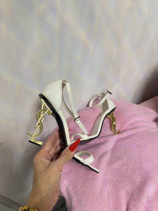 Sandale YSL toc auriu, model sarpe
