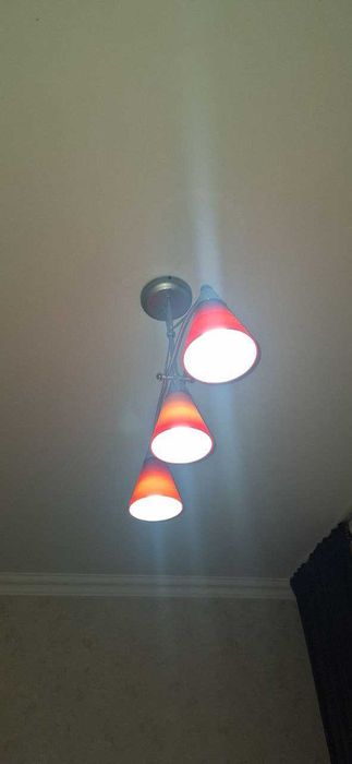 Продаться люстры потолочные , в отличном состоянии, рабочие