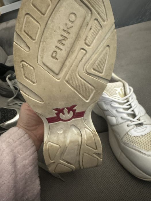 Продавам оригинални обувки pinko и liu jo